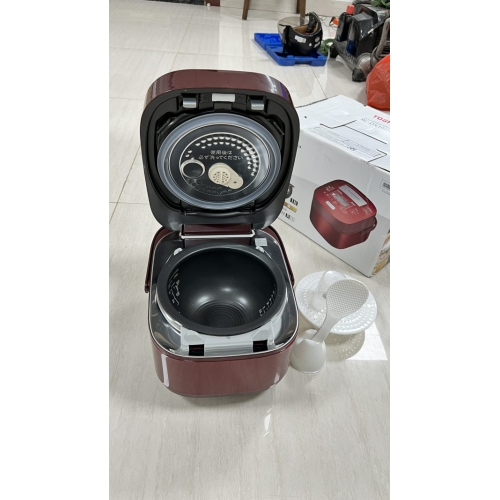 Nồi cơm điện cao tần Toshiba RC-DX10H 220v made in Japan
