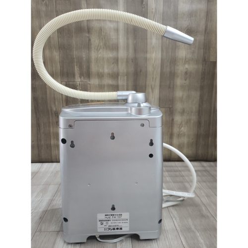Máy lọc nước điện giải ion kiềm Trevi FW-107