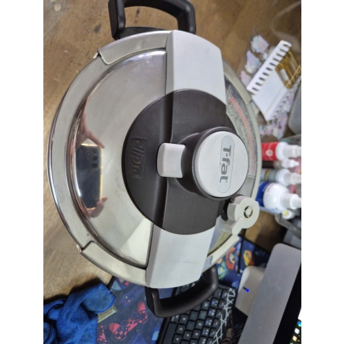 Nồi áp suất T-fal 6L hàng newlike