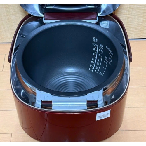 Nồi cơm điện Toshiba 1,8L nội địa Nhật RC -DS18K