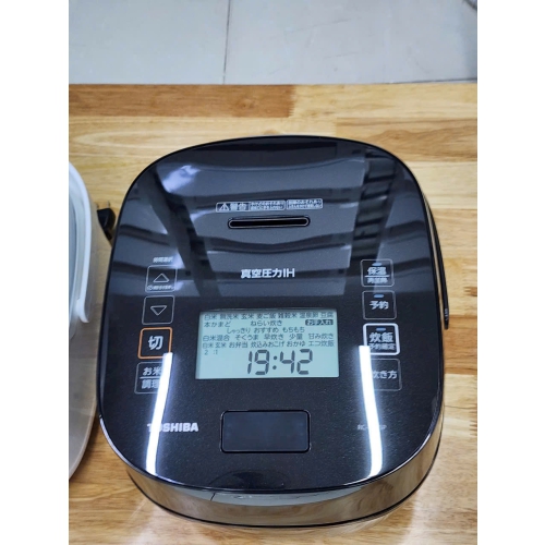 Nồi cơm điện Toshiba 1L nội địa Nhật - màu đen